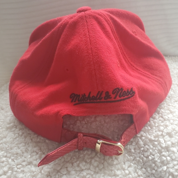 Mitchell & Ness Chicago Blackhawks Python Snakeskin Hat - Picture 6 of 13